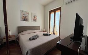 Petronia Home